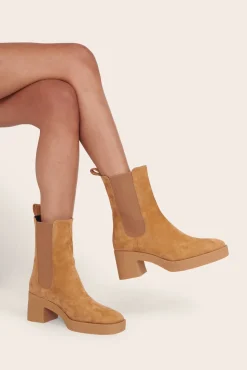 CYBIL BOOT  CASHEW SUEDE